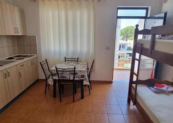 Roan Apartment