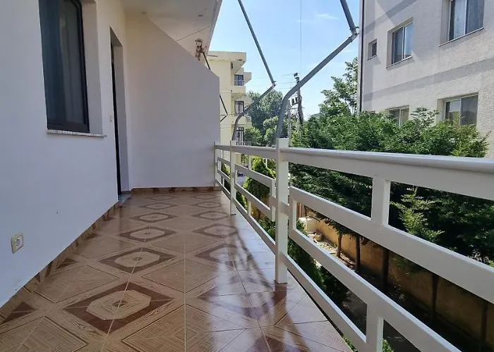 Roan Apartment Velipoje