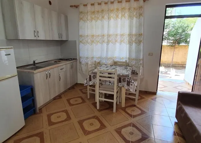 Roan Apartment