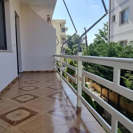 Roan Apartamento Velipojë